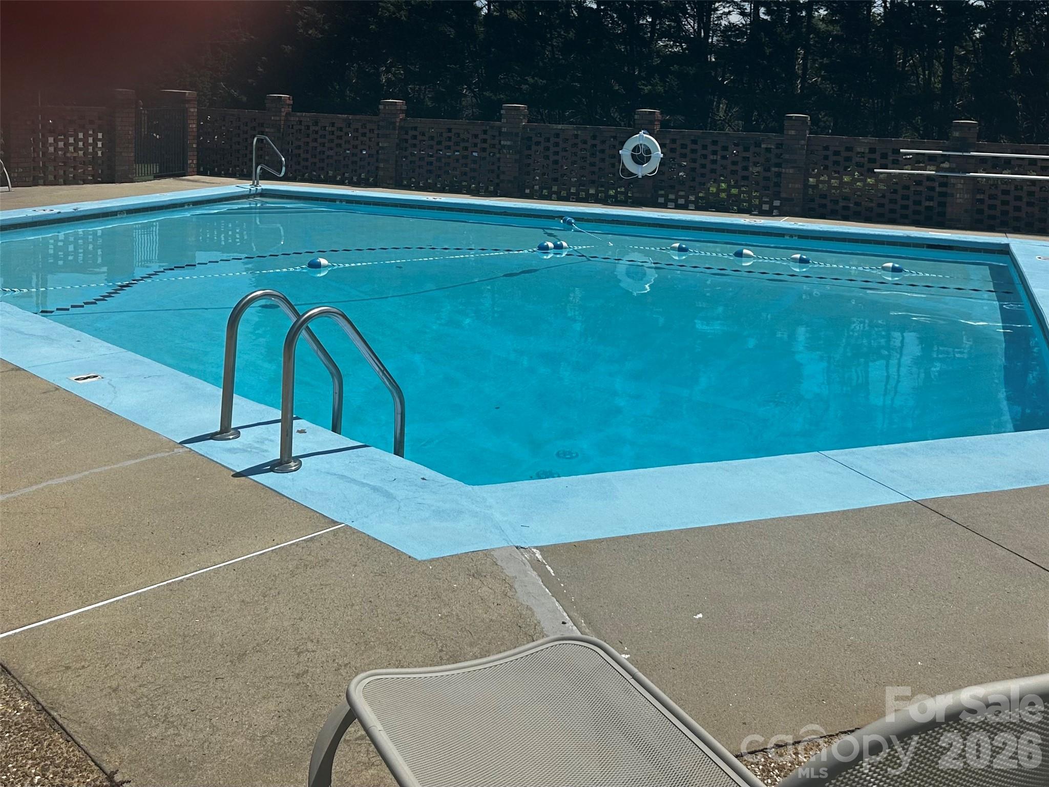 2705 North Street NW Hickory NC 28601