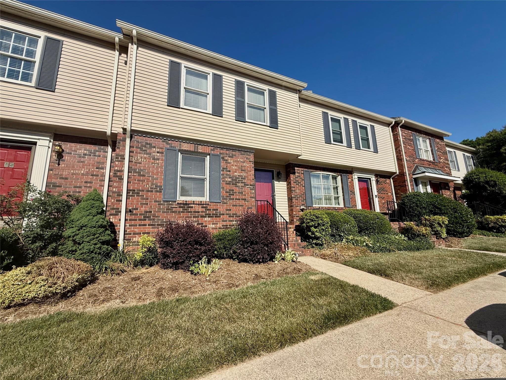 2705 North Street NW Hickory NC 28601
