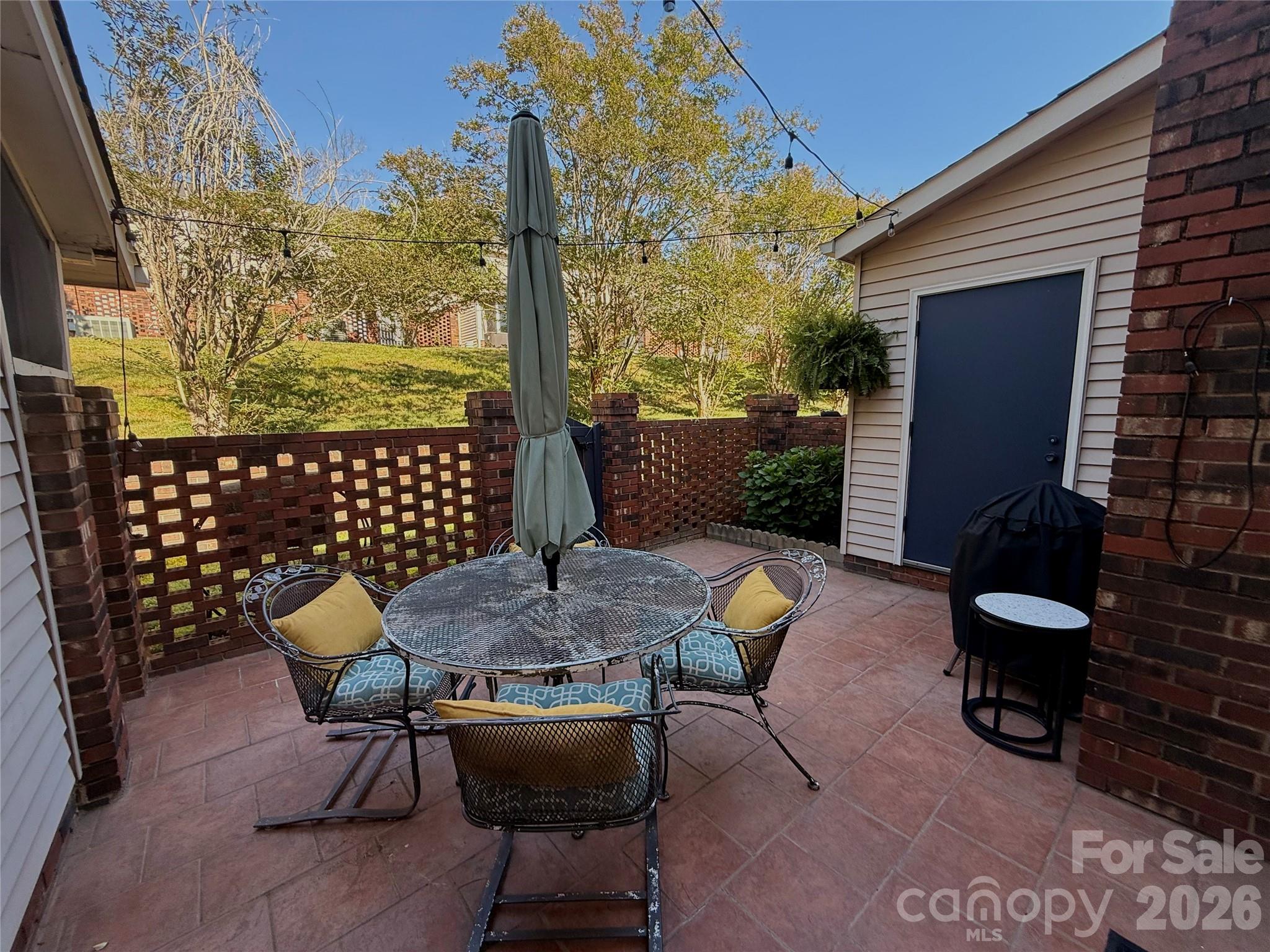 2705 North Street NW Hickory NC 28601