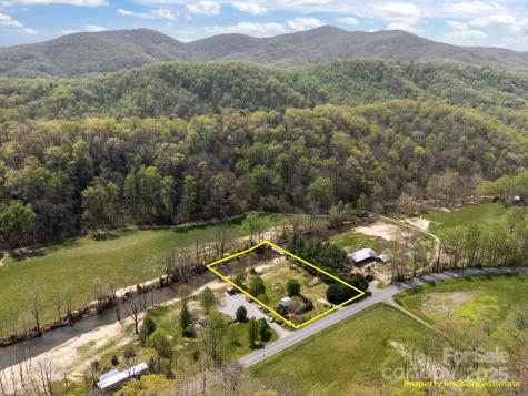 2978 Nc 9 Highway Black Mountain NC 28711