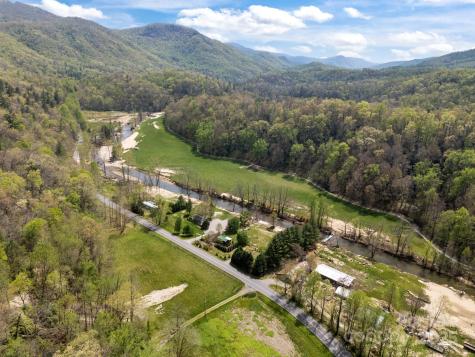 2978 Nc 9 Highway Black Mountain NC 28711