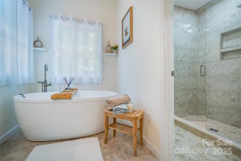 114 Coachmans Trail Asheville NC 28803