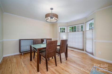 114 Coachmans Trail Asheville NC 28803