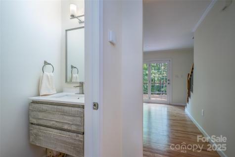114 Coachmans Trail Asheville NC 28803