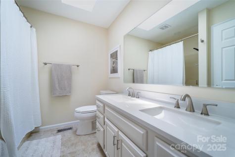 114 Coachmans Trail Asheville NC 28803