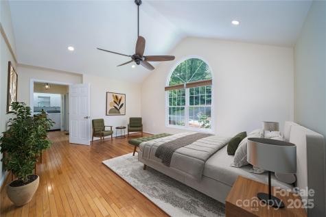 114 Coachmans Trail Asheville NC 28803