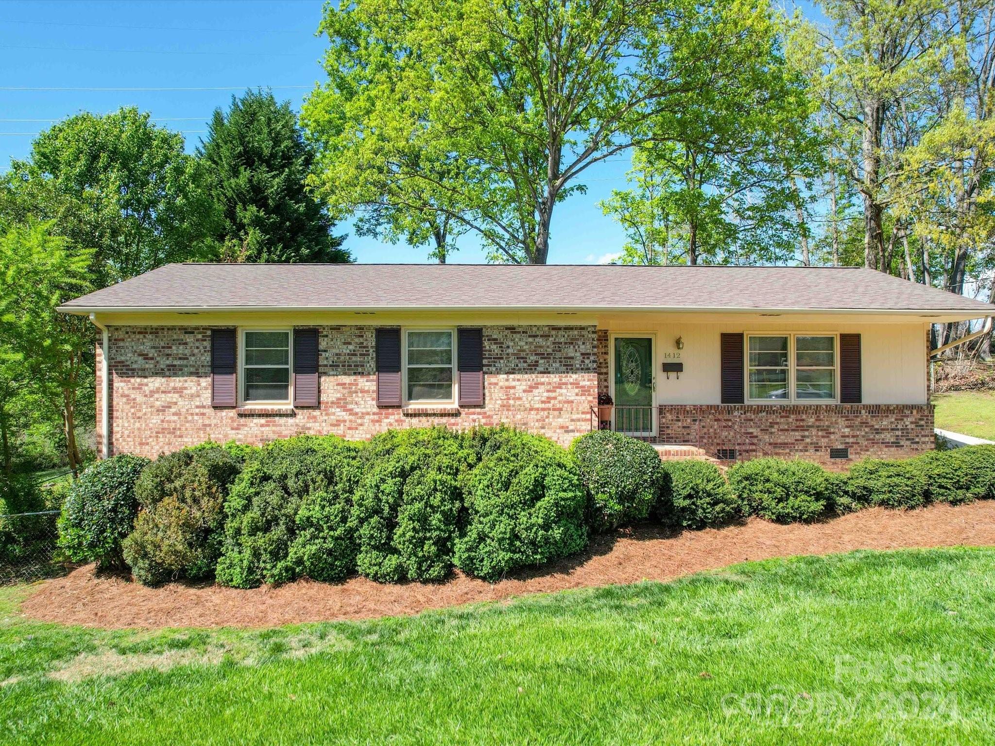 1412 E Perry Street Gastonia NC 28054