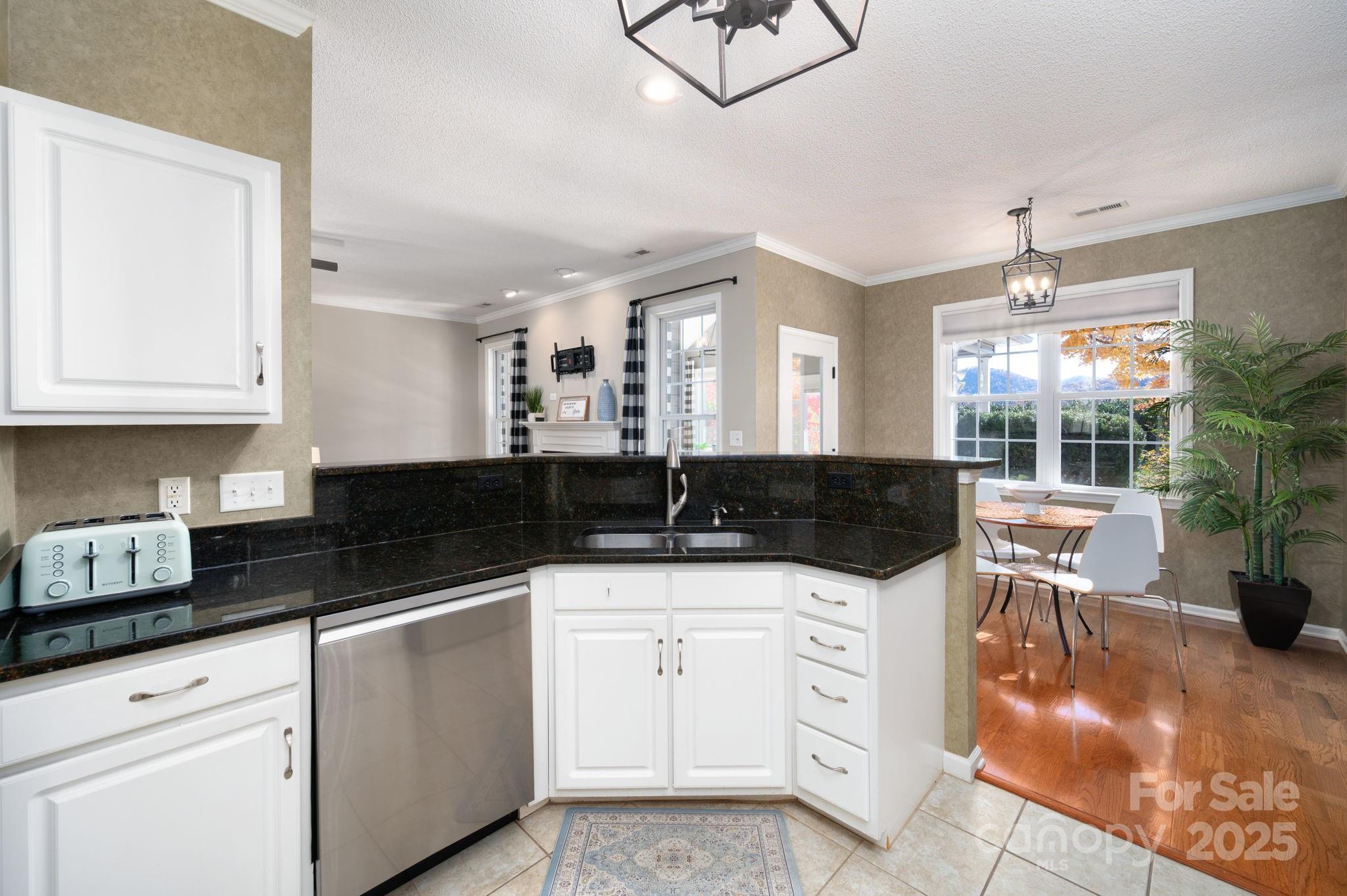 207 Farm Creek Drive E Asheville NC 28806