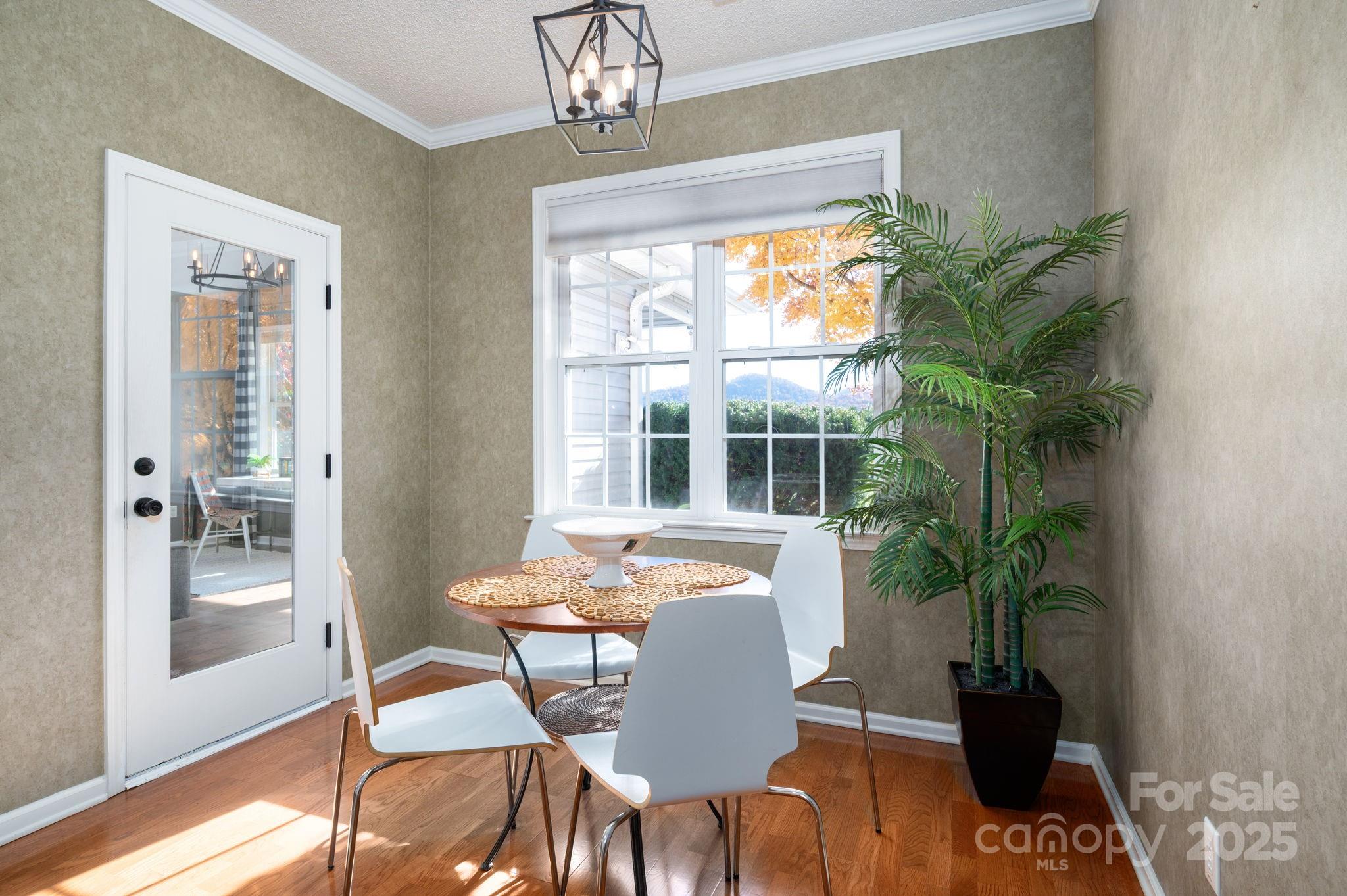 207 Farm Creek Drive E Asheville NC 28806