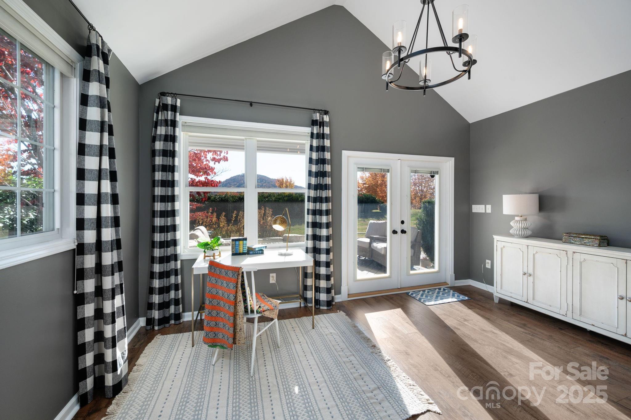 207 Farm Creek Drive E Asheville NC 28806