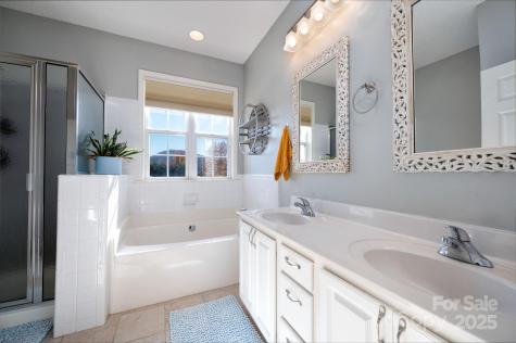 207 Farm Creek Drive E Asheville NC 28806