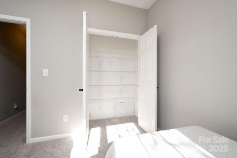 207 Farm Creek Drive E Asheville NC 28806