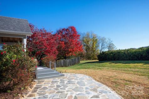 207 Farm Creek Drive E Asheville NC 28806