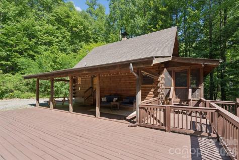 89 Apgar Road Candler NC 28715