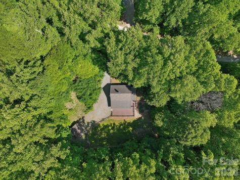 89 Apgar Road Candler NC 28715