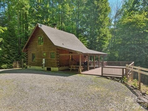 89 Apgar Road Candler NC 28715