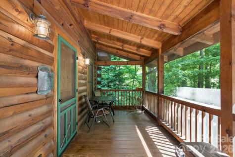89 Apgar Road Candler NC 28715