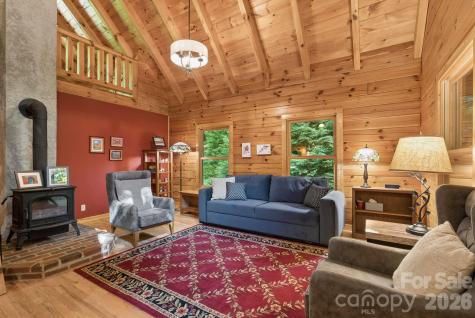 89 Apgar Road Candler NC 28715