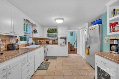 201 Bayberry Drive Salisbury NC 28147