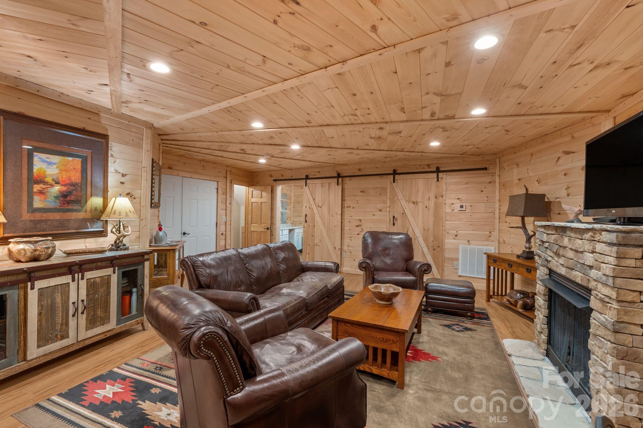 140 Slim Ridge Maggie Valley NC 28751