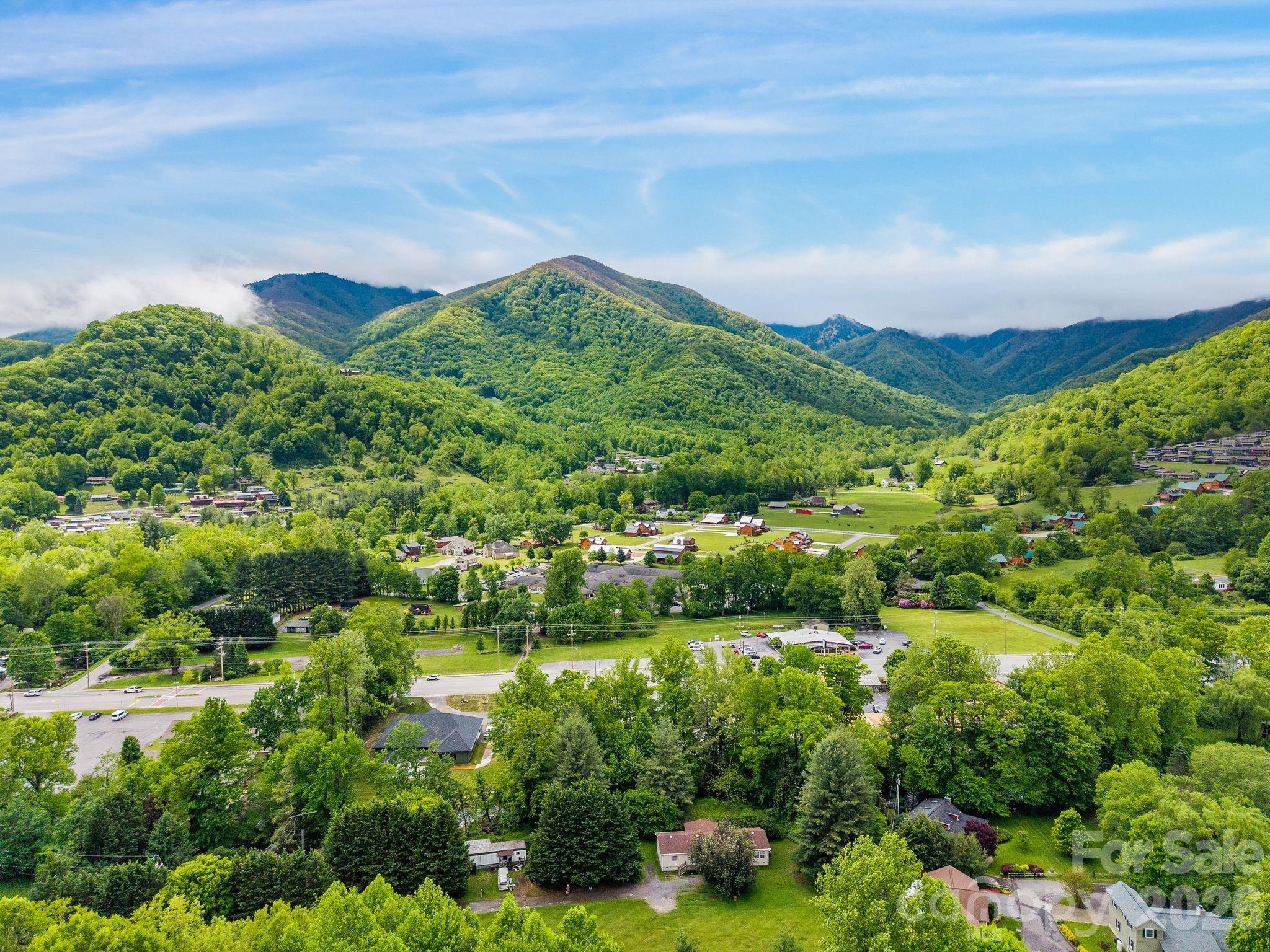 140 Slim Ridge Maggie Valley NC 28751