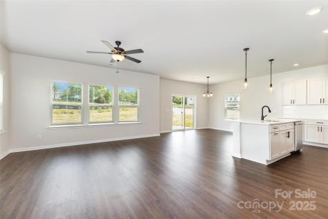 2043 Sadler Woods Lane Charlotte NC 28214