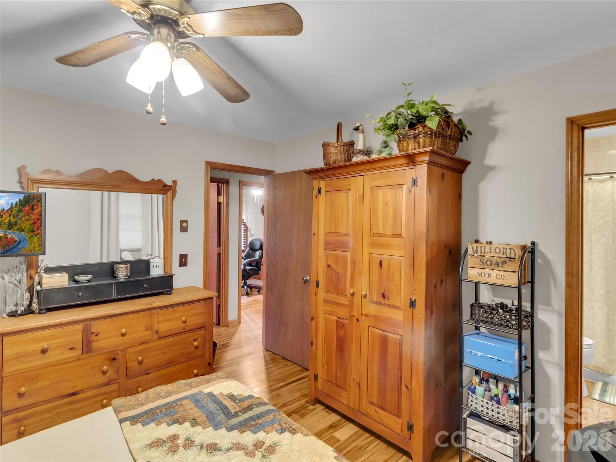 346 Wendy Way Clyde NC 28721