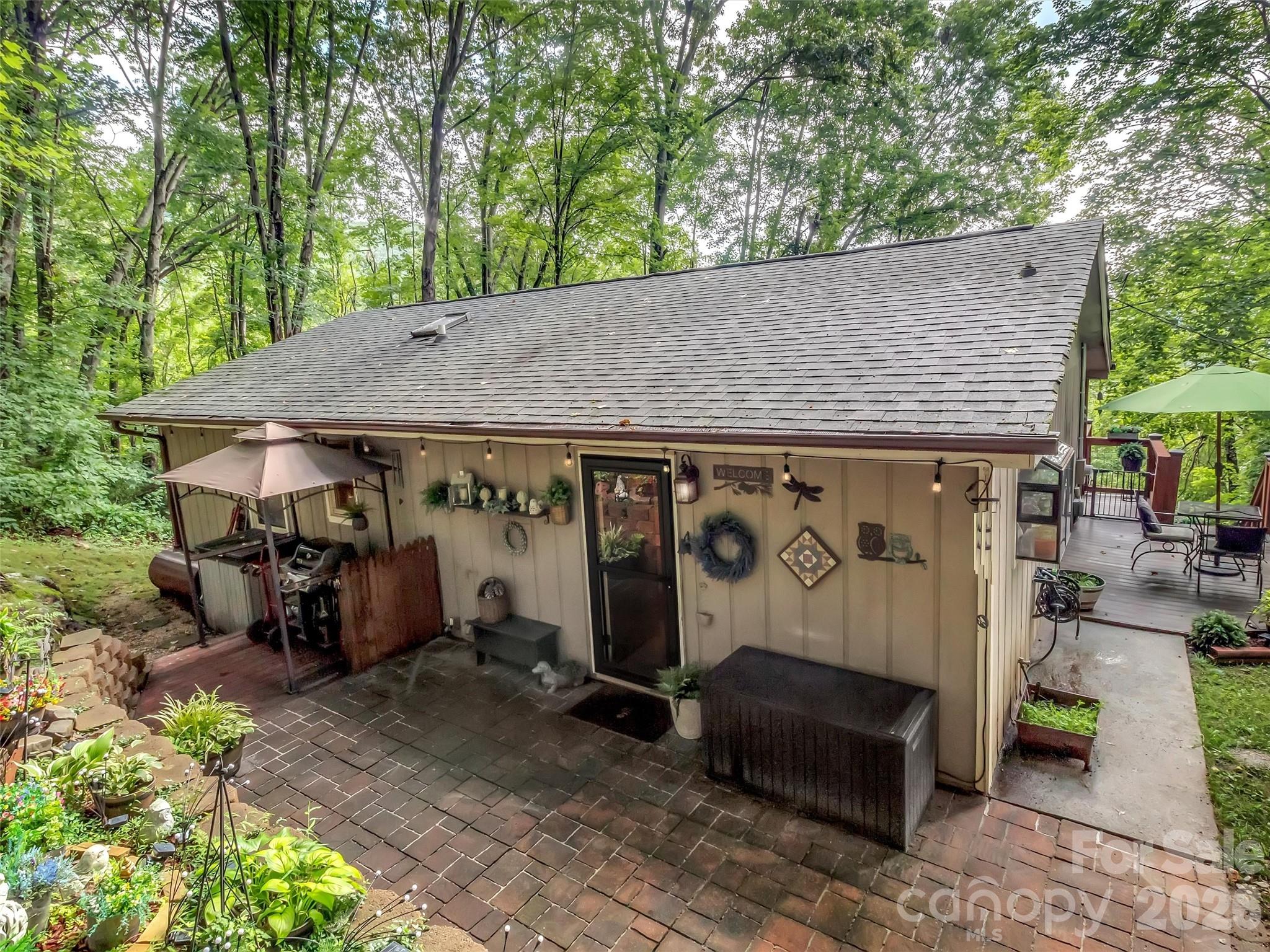 346 Wendy Way Clyde NC 28721