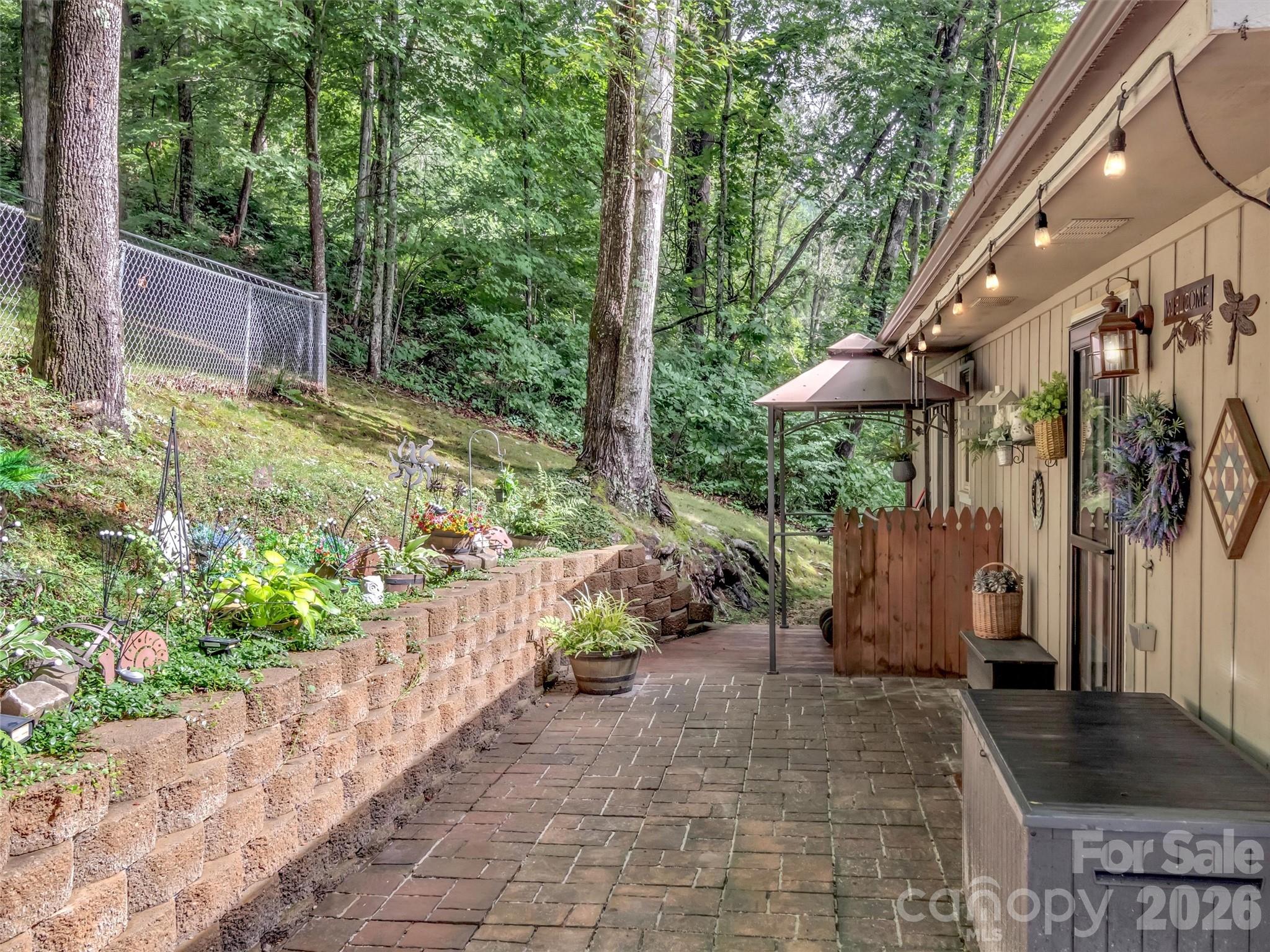 346 Wendy Way Clyde NC 28721