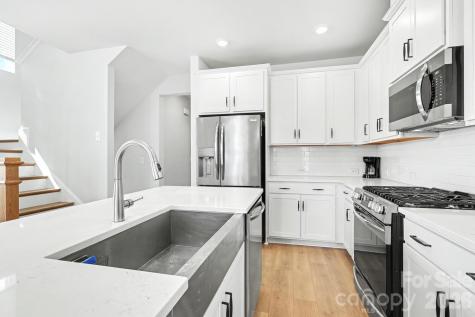 2007 Statesville Avenue Charlotte NC 28206