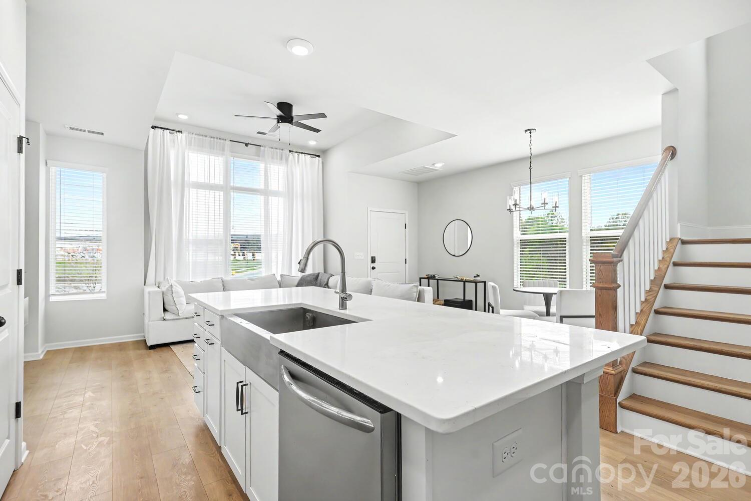 2007 Statesville Avenue Charlotte NC 28206
