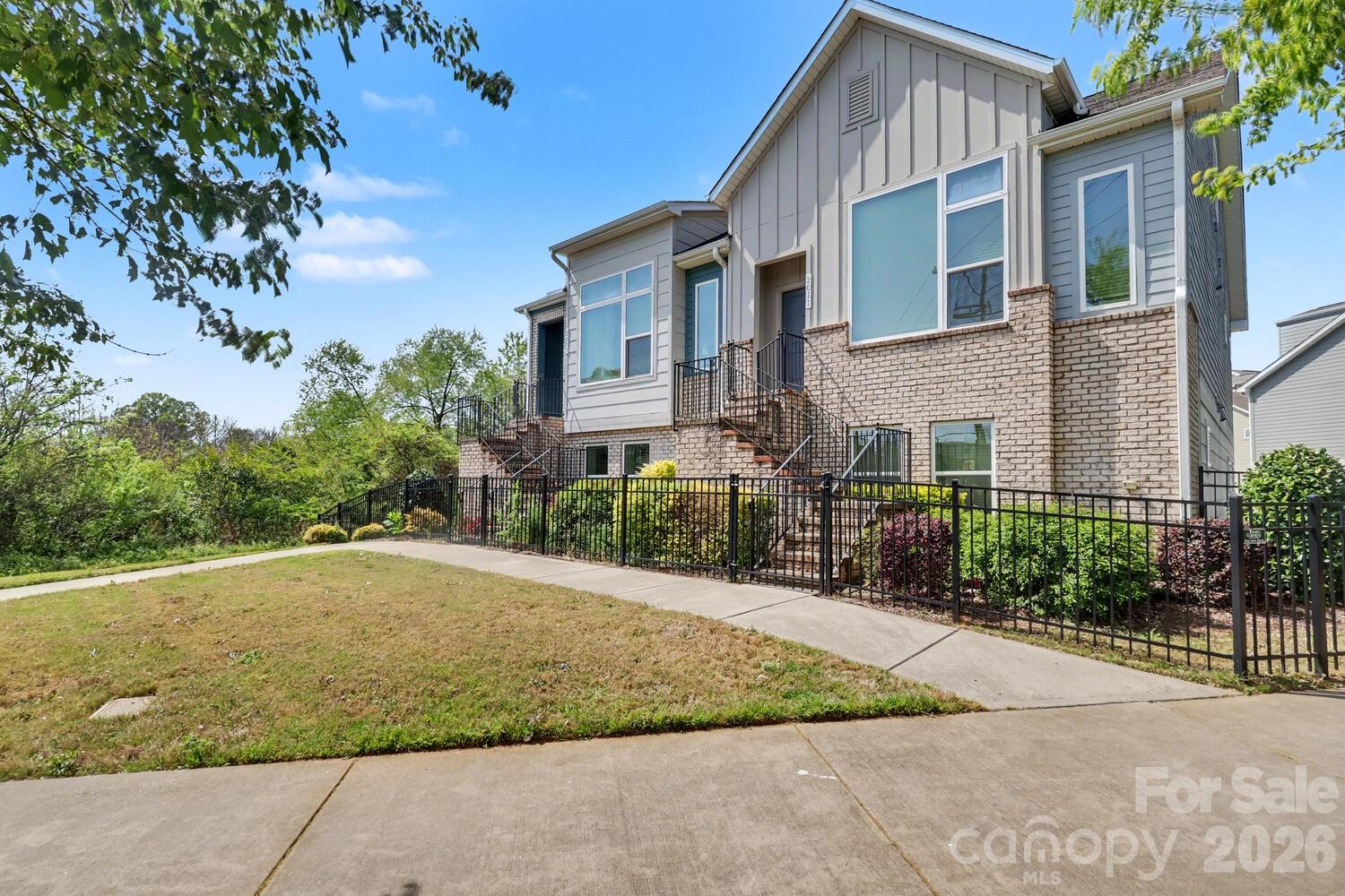 2007 Statesville Avenue Charlotte NC 28206
