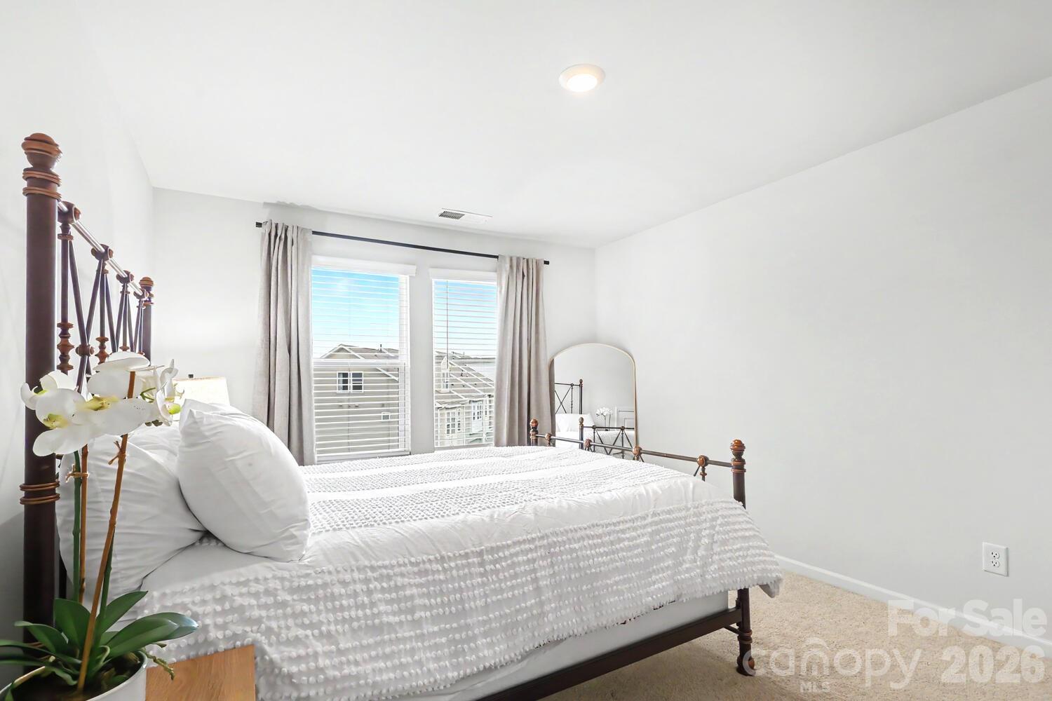 2007 Statesville Avenue Charlotte NC 28206
