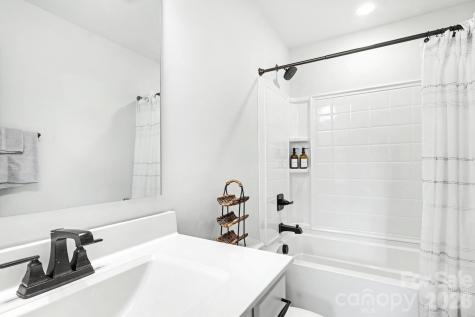 2007 Statesville Avenue Charlotte NC 28206