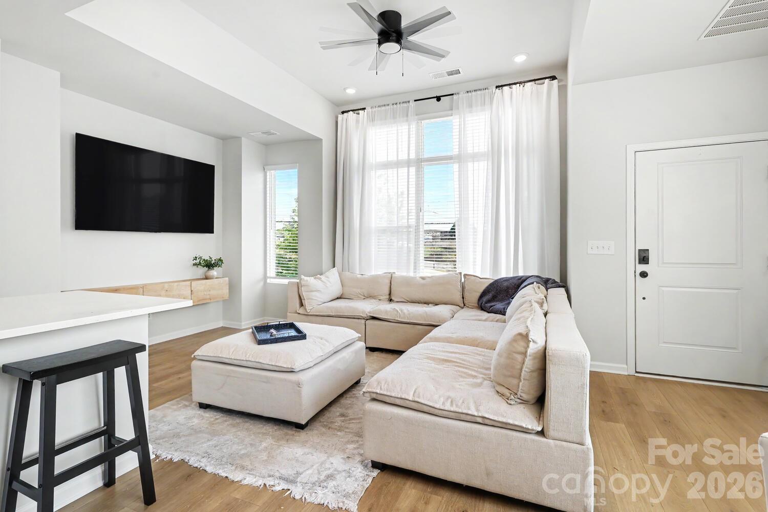 2007 Statesville Avenue Charlotte NC 28206