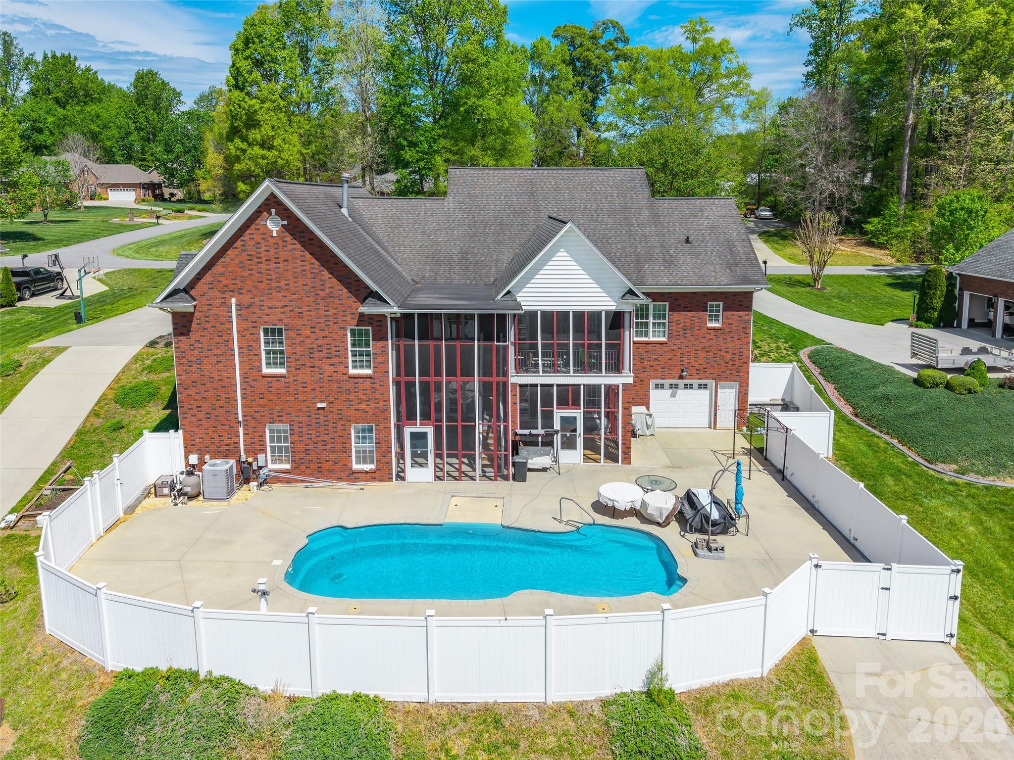 122 Upper Oak Drive Statesville NC 28625
