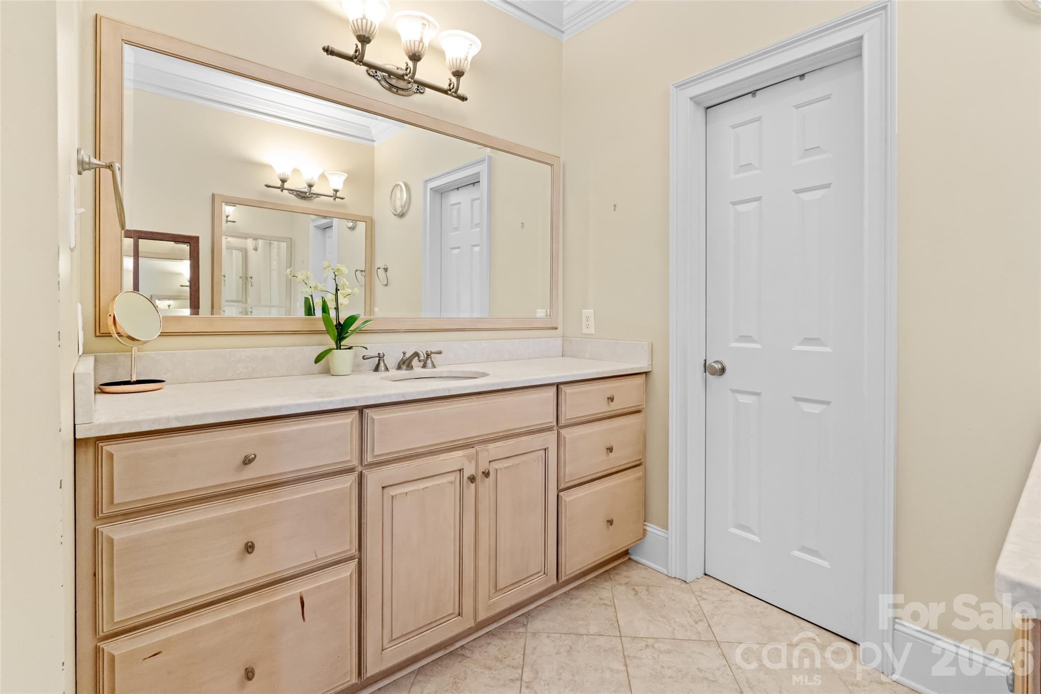 122 Upper Oak Drive Statesville NC 28625