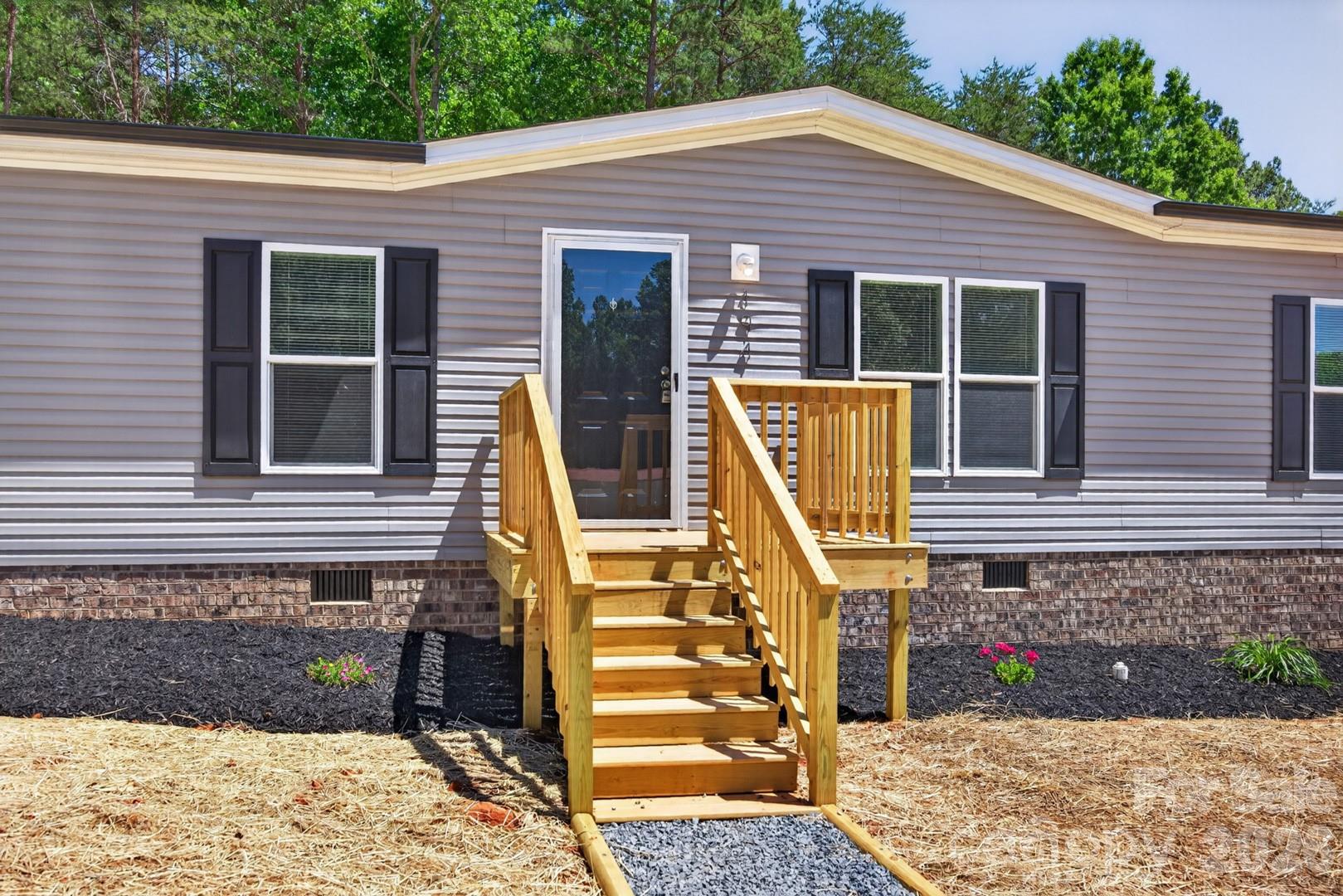 194 Harvick Lane Lexington NC 27294