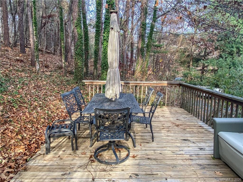 8 Countryside Drive Asheville NC 28804