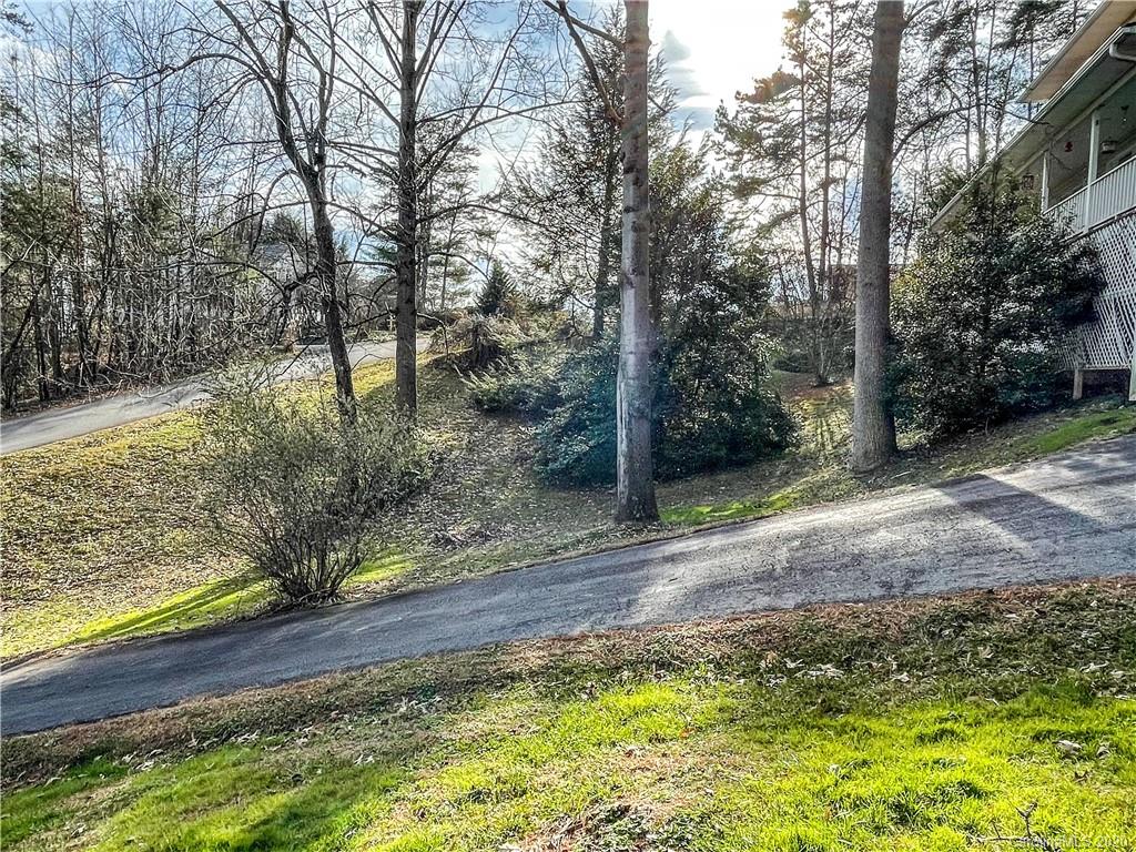 8 Countryside Drive Asheville NC 28804
