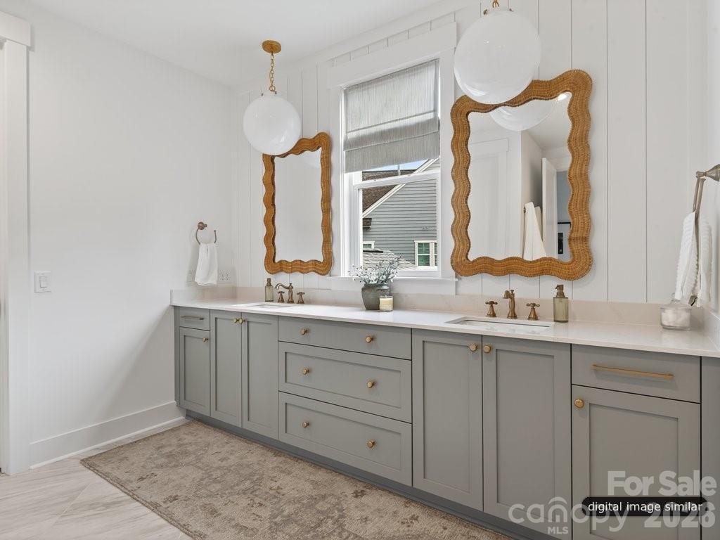 2000 Stratford Avenue Charlotte NC 28205