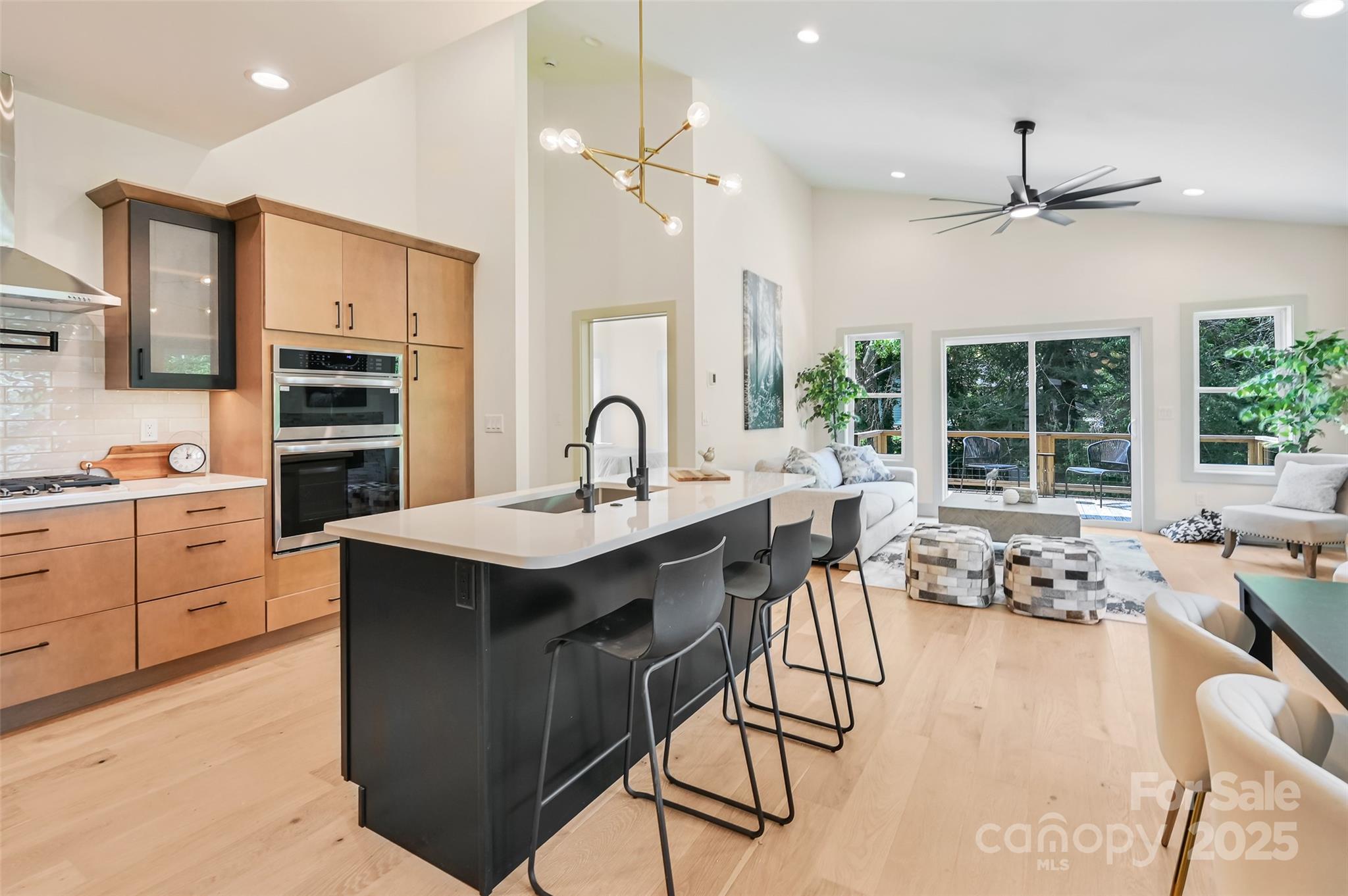 30 Sand Hill Road Asheville NC 28806