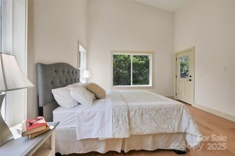 30 Sand Hill Road Asheville NC 28806