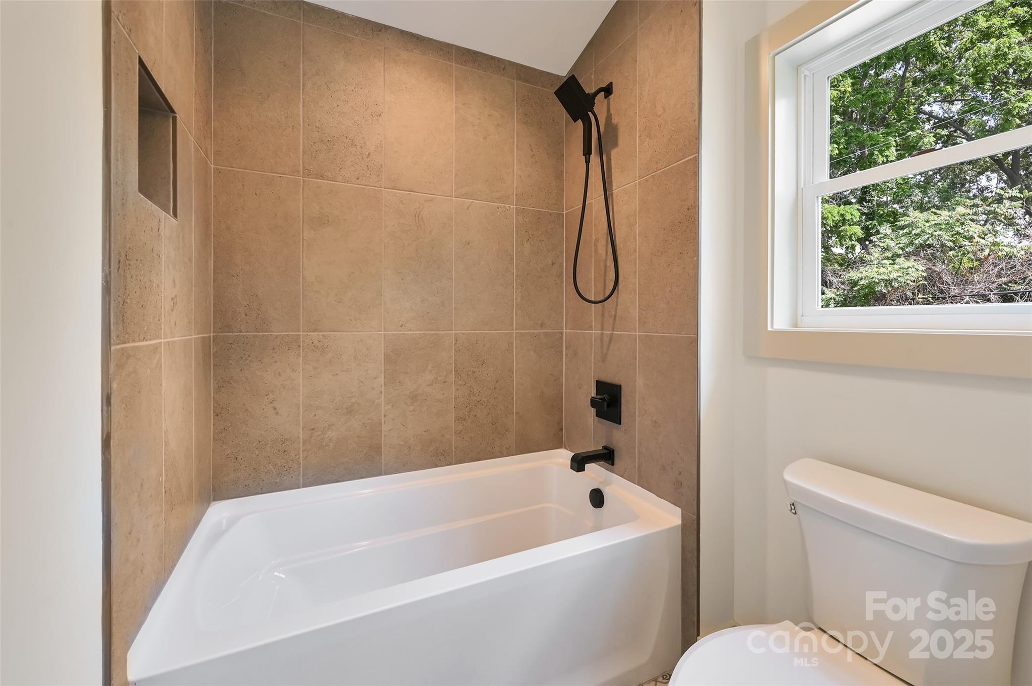 30 Sand Hill Road Asheville NC 28806