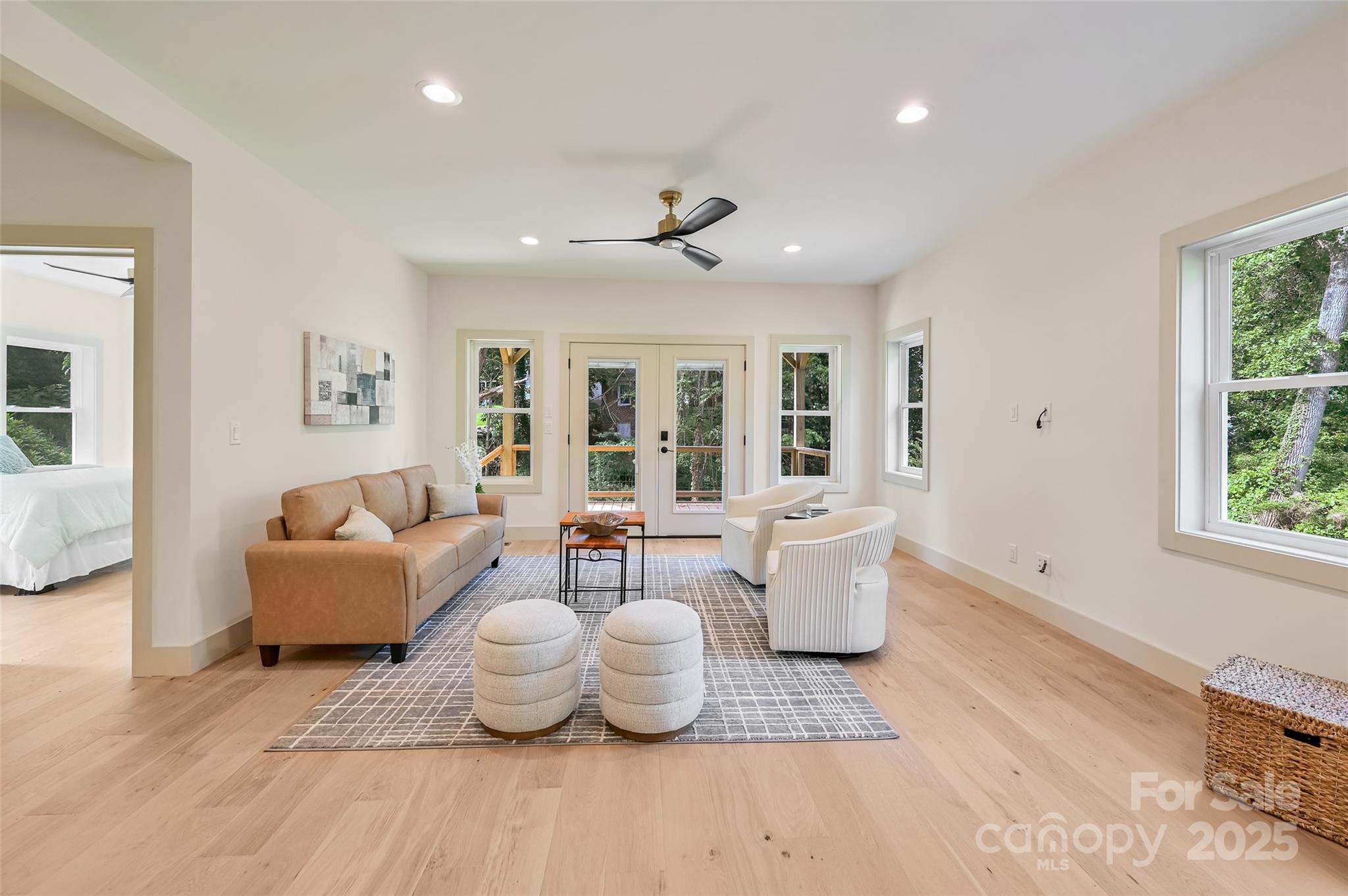 30 Sand Hill Road Asheville NC 28806