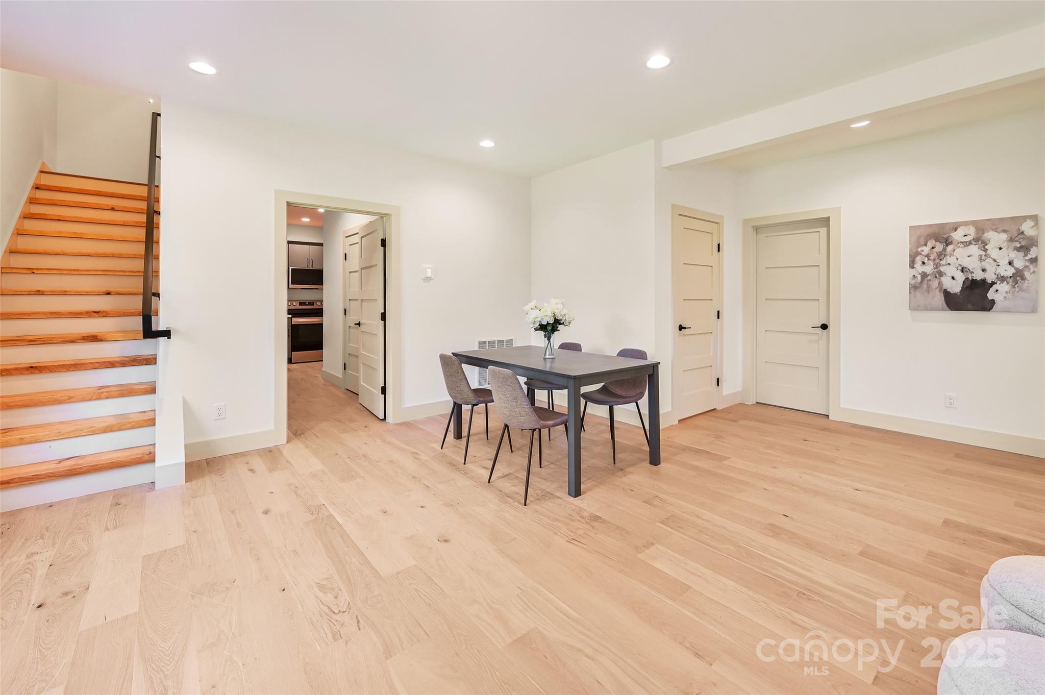 30 Sand Hill Road Asheville NC 28806