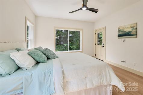 30 Sand Hill Road Asheville NC 28806