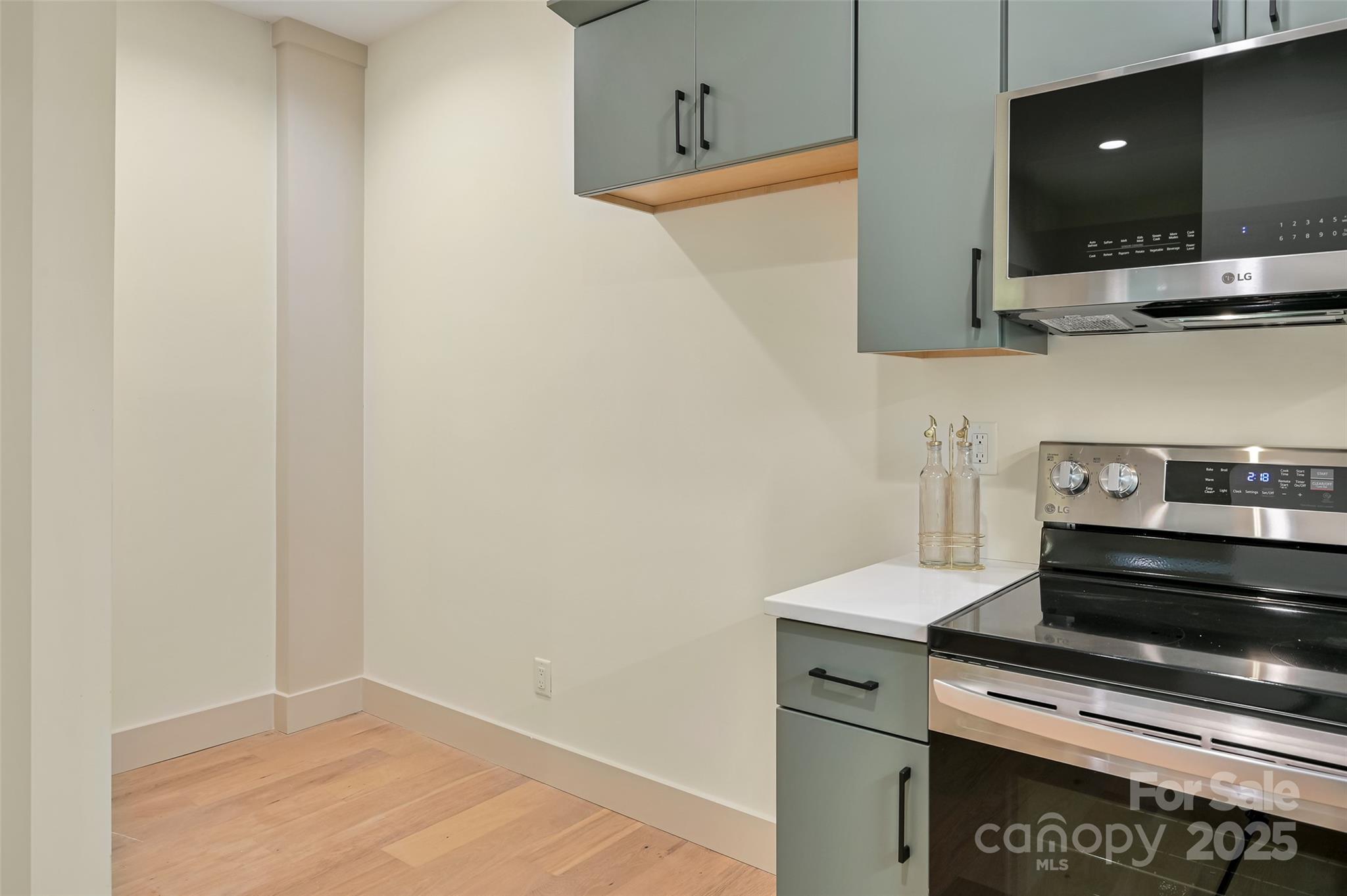 30 Sand Hill Road Asheville NC 28806