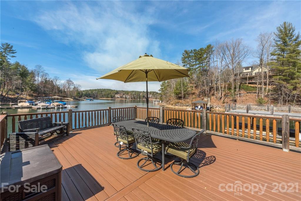1513 Brentwood Place Morganton NC 28655