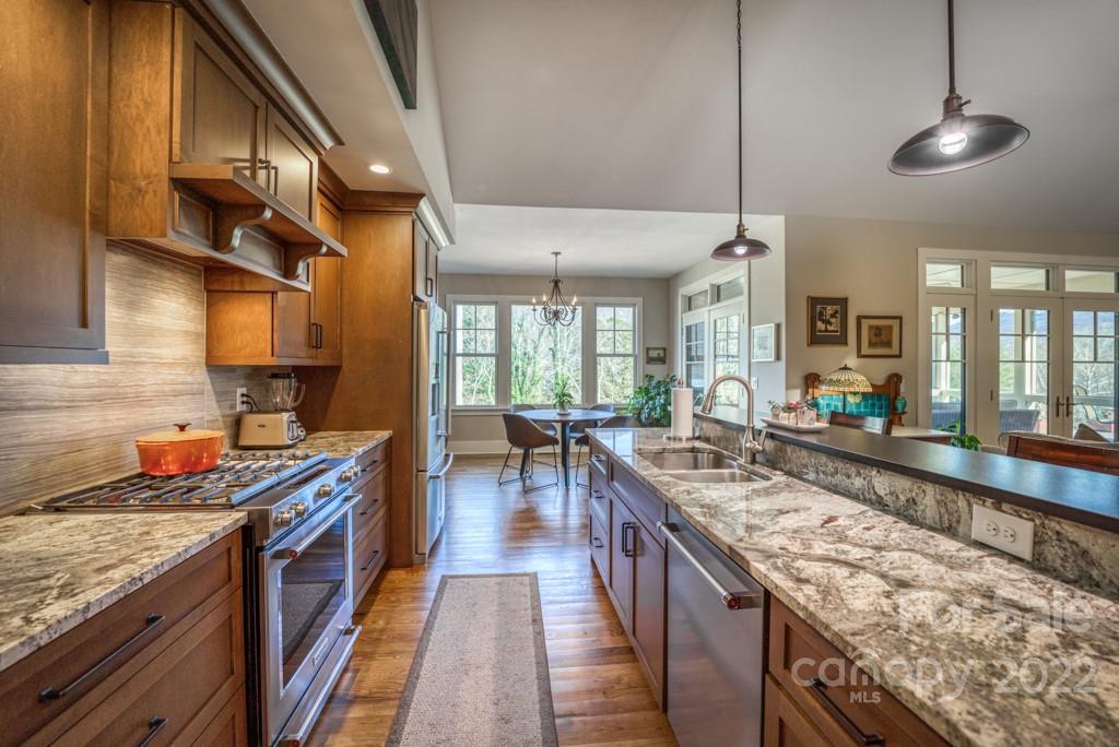 43 Wild Cherry Road Asheville NC 28804